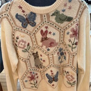 Alfred Dunner Cream Sweater with Nature Motifs- vintage look